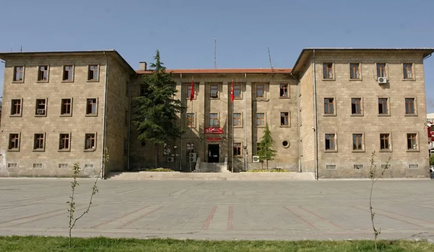 Isparta Valiliği İhtiyaç Sahipleri İçin Kurban Eti Bağışı Çağrısında Bulundu