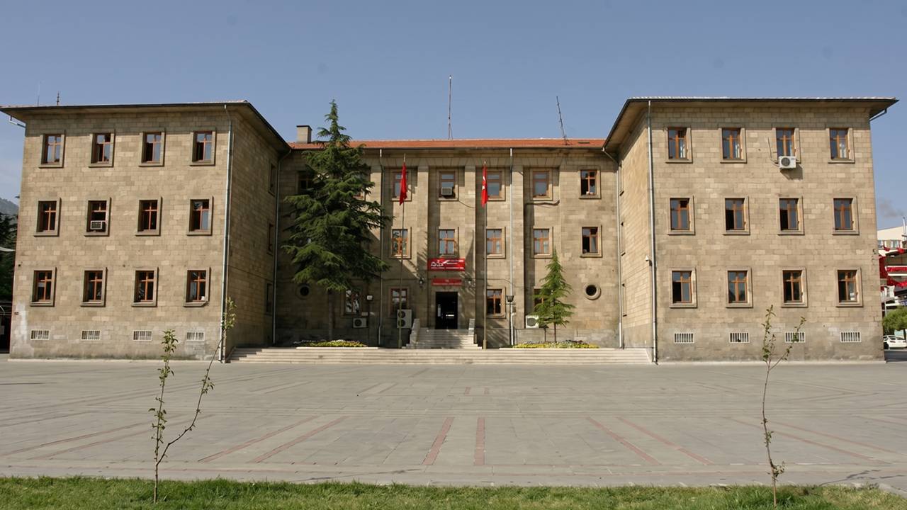 Isparta Valiliği’nden Okul Paylaşımları Açıklaması: 10 Kişiye İşlem