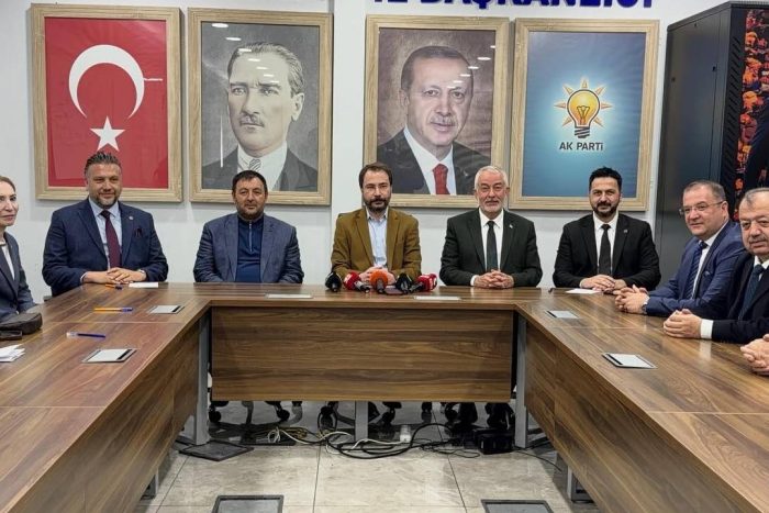 İYİ Partili İki Meclis Üyesi AK Parti’ye Katıldı