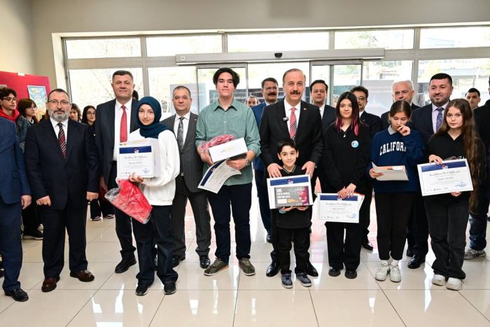 “Köklerden Göklere” Proje Sergisi Açıldı