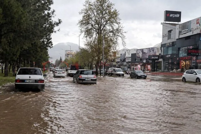 Meteoroloji Uyardı: Isparta’da Yağış ve Soğuk Hava Geliyor!