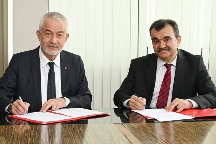 Belediye Ve İlahiyat’tan Protokol: Akreditasyon Sürecine Başkan Desteği!