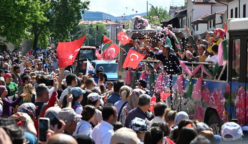 Isparta’da Gül Festivali Coşkusu Başlıyor! İşte 3 Günlük Tam Program ve Konser Takvimi
