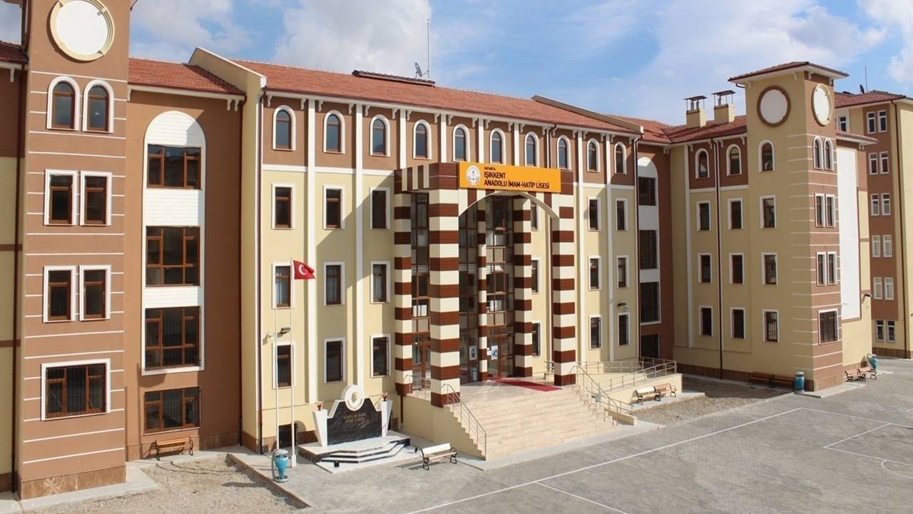 Işıkkent İmam Hatip Ortaokulu’nda Sınav Heyecanı: Başvurular Devam Ediyor