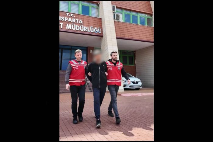 Isparta’da 2 Milyonluk Altın Vurgunu: Önce Güven Verdi, Sonra Sahte Altınla Çarptı!