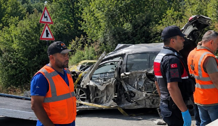 Isparta Yasta: Ali Ve Sevda Çapraz Çifti Trafik Kazasında Yaşamını Yitirdi!