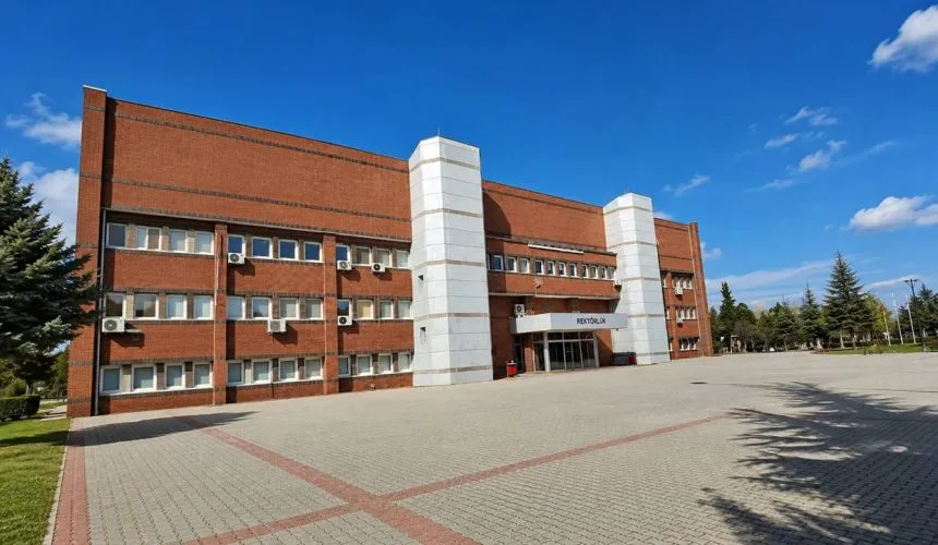 Süleyman Demirel Üniversitesi O İlanı İptal Etti