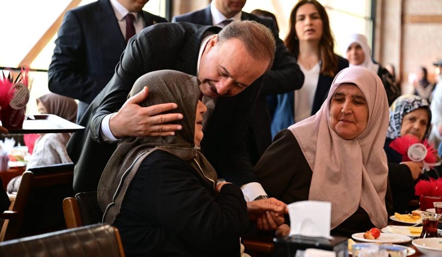 Vali Erin’den Anlamlı Anneler Günü Buluşması