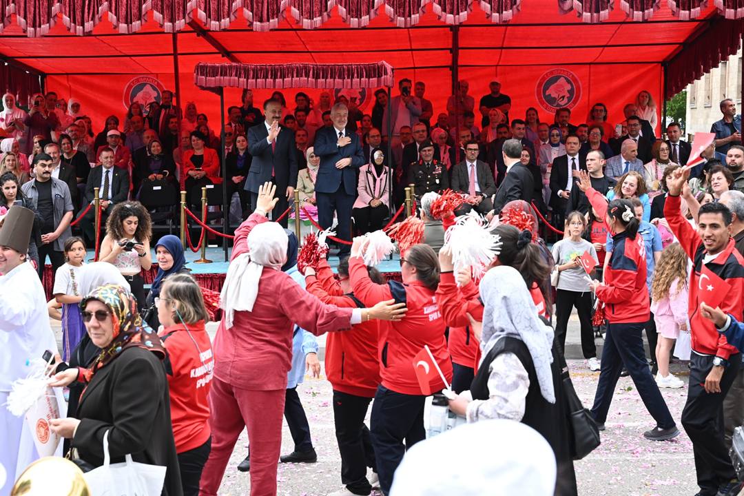 05-06-2026-gul festivali kortej (10)