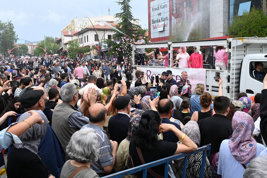 05-06-2026-gul festivali kortej (8)