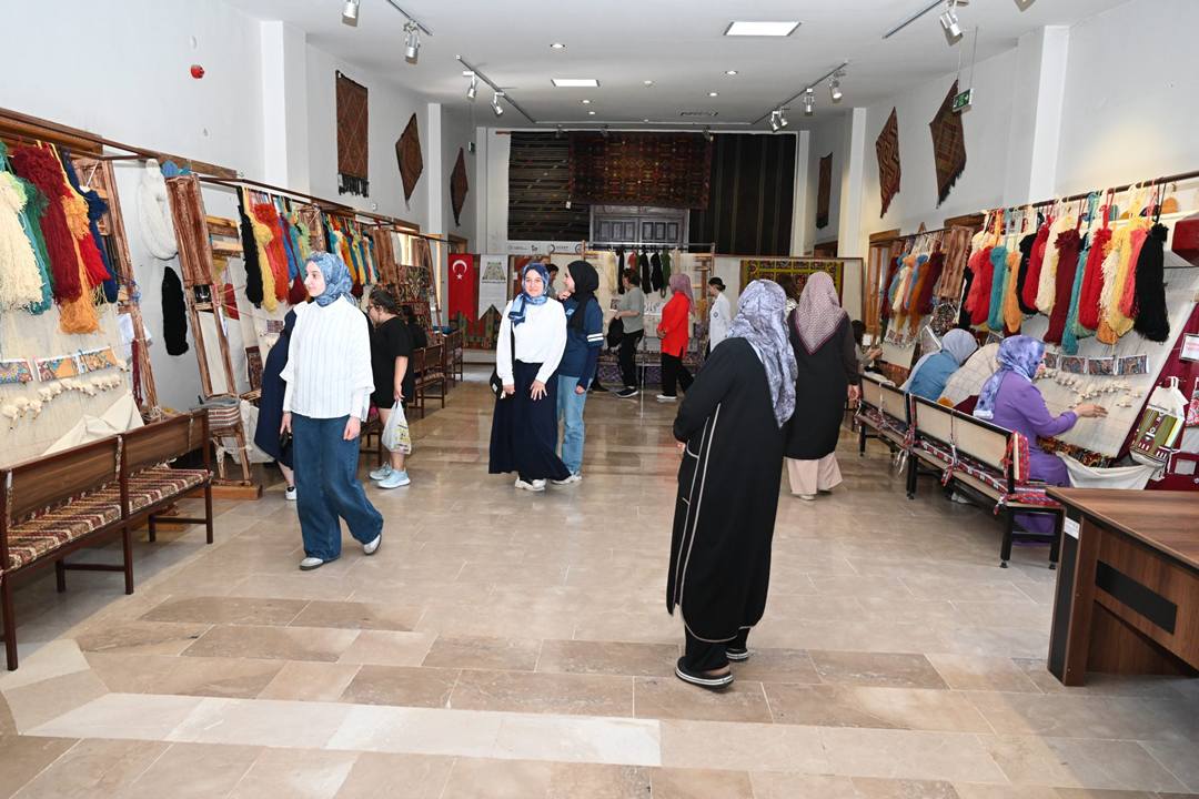 07-06-2026-gul festivali ziyaretci akini (11)