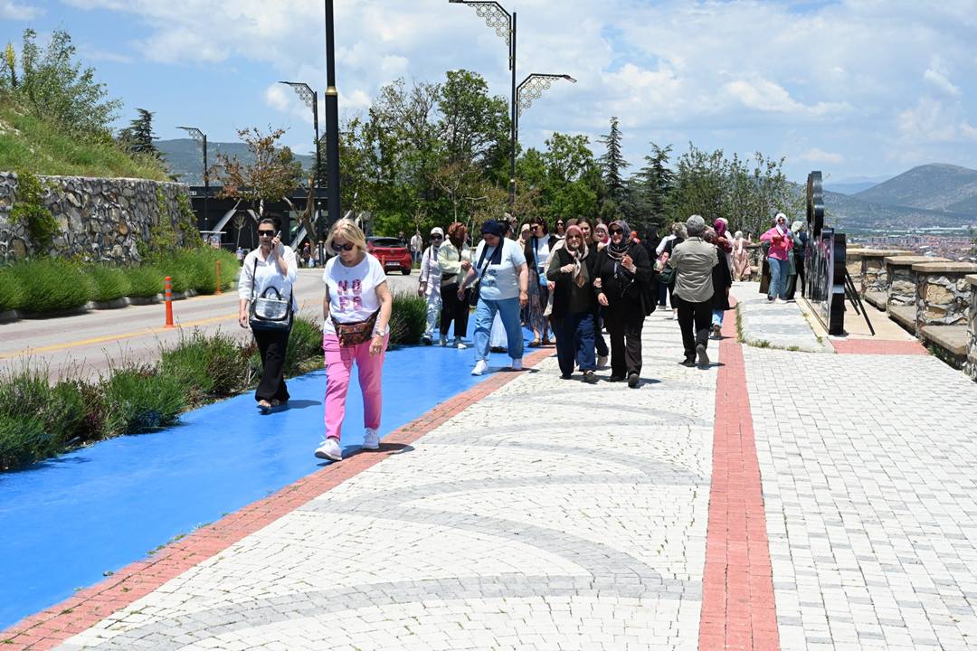 07-06-2026-gul festivali ziyaretci akini (14)