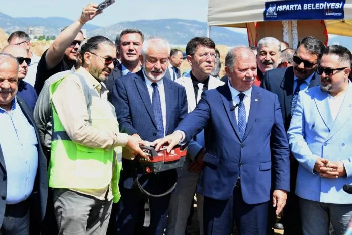 Isparta’nın Yeni Merkezinde Dev Adım! Metin Çelik’ten Kazık Temelli 132 Dairelik Proje