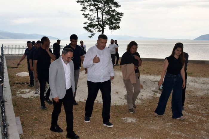 Eğirdir Sahili Baştan Aşağı Yenileniyor: Başkan Özer Vizyon Projeyi Sahada İnceledi!