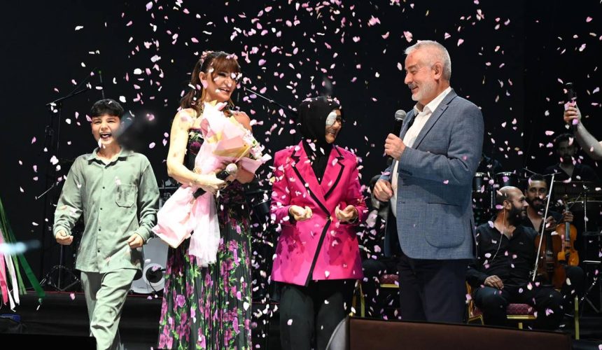 Isparta Uluslararası Gül Festivali’ne Görkemli Kapanış