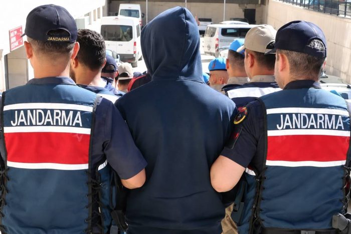 Isparta Merkezli Dolandırıcılık Operasyonu: Üreticileri Mağdur Eden Şebekenin 180 Milyon TL’lik Hesap Hacmi Belirlendi