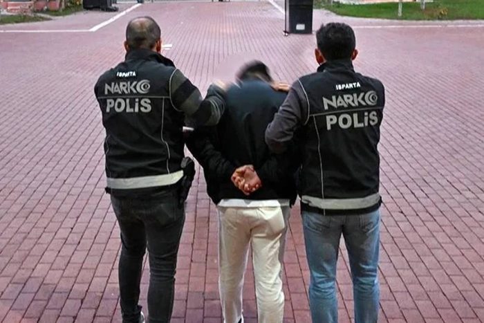 Isparta Emniyetinden Zehir Tacirlerine Geçit Yok: Haftalık Bilançoda Çok Sayıda Tutuklama Var