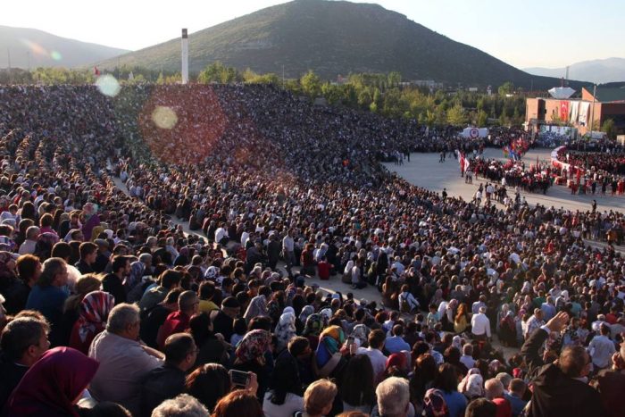 SDÜ’de Mezuniyet Programı Netleşti: 6 Bin 871 Öğrenci Kep Atacak! Peki Isparta Esnafı Bu Büyük Pastadan Pay Alabilecek mi?
