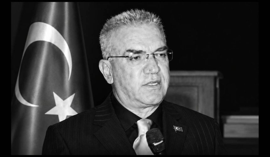 Isparta Eski Valisi Şemsettin Uzun Hayatını Kaybetti