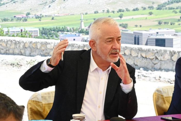 Çünür Tepesi’nde ‘Milli Servet’ Önlemi! Başdeğirmen Kurum Müdürlerini Topladı: Kaz-Kapat Devri Bitmiştir!