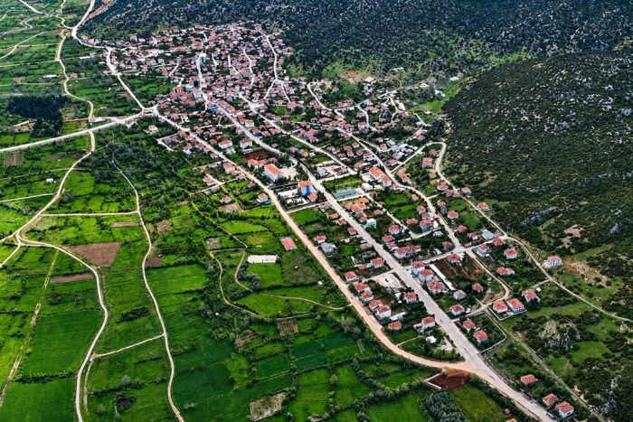 Yenişarbademli’de Elektrik Çilesi Bitiyor! Başkan Özata Devreye Girdi, Büyük Bakım Başlıyor!