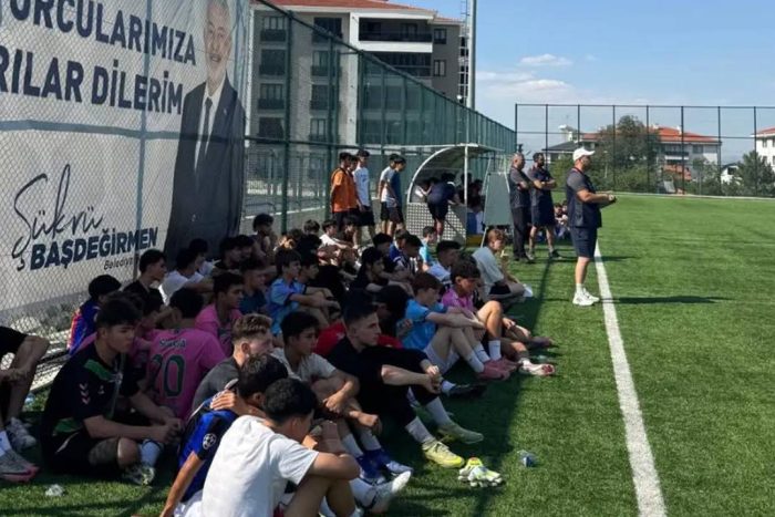 Isparta 32 Spor Altyapı Seçmeleriyle Çıkış Arıyor: Anadolu Kulüplerinin Kurtuluş Reçetesi Öz Kaynakta
