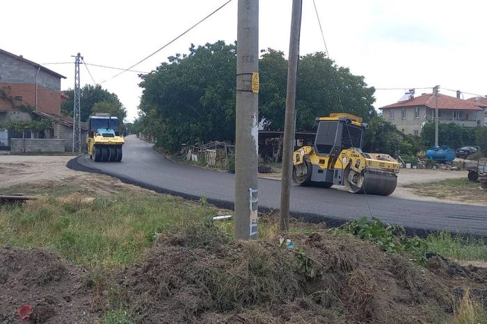 AliKöy’ün 2 Yıllık Çilesi Sona Erdi: Tozlu Yollar Sıcak Asfaltla Kaplandı!
