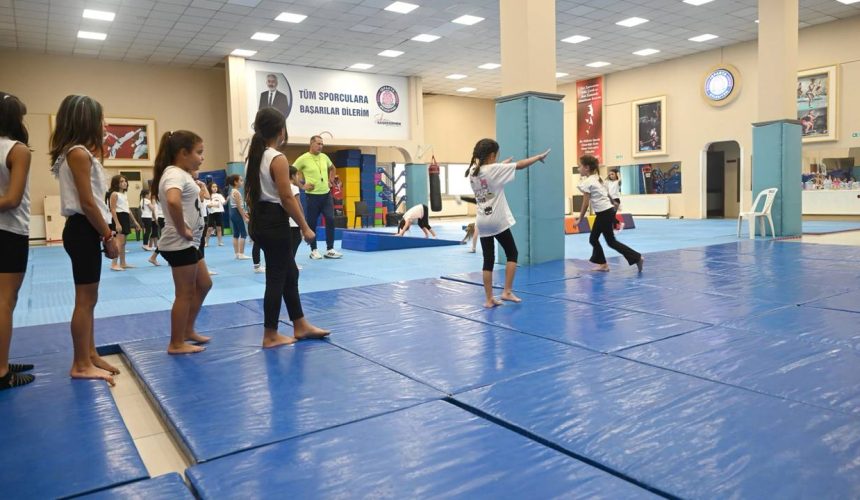 Çocuklara Yönelik Ücretsiz Yaz Spor Kursları Devam Ediyor