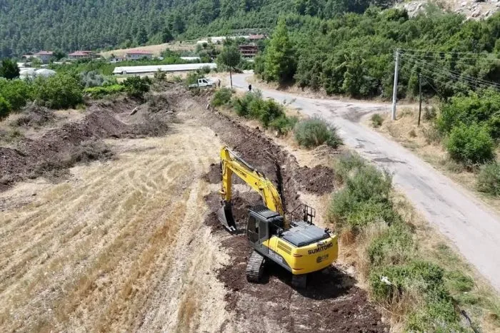 İl Özel İdaresi Kayıp Suyu Önlüyor: Yeşilyurt Köyü Sulama Tesisi Yenileniyor