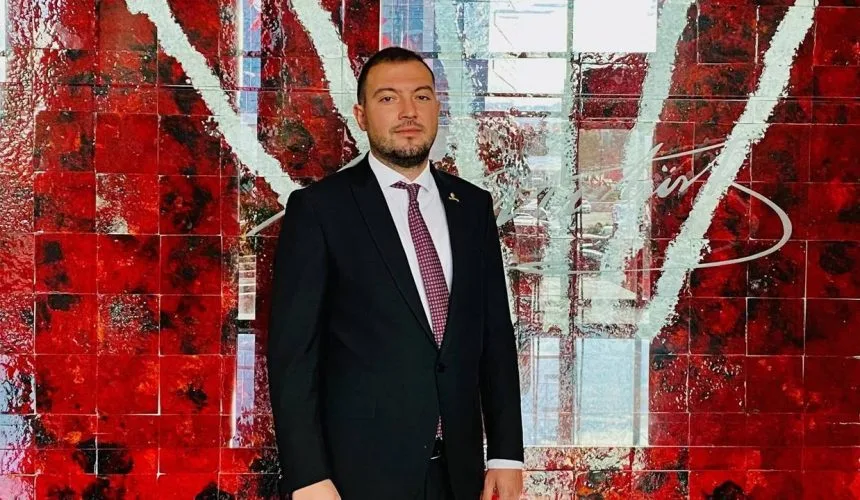 Yeni Parti Isparta Merkez İlçe Başkanlığı İçin İkinci Aday: Mustafa Dülgerbaki Adaylığını Açıkladı
