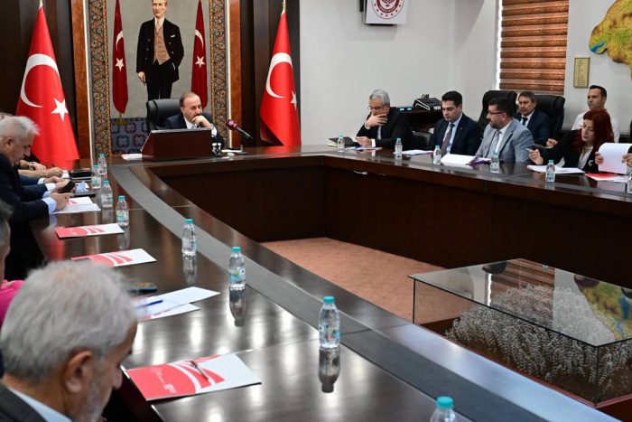 Vali Abdullah Erin Başkanlığında Okul Güvenliği Toplantısı Yapıldı