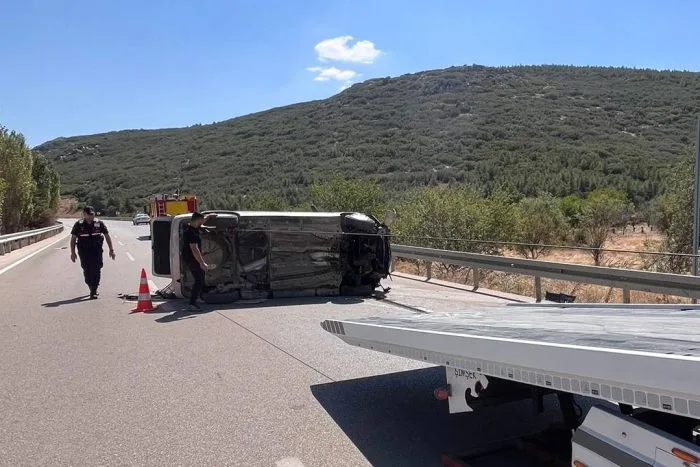 Isparta-Eğirdir Yolunda Korkutan Kaza: Otomobil Takla Attı, 2 Yaralı