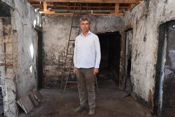 Başkan Başdeğirmen’den Büyükgökçeli Köyü’ne Yardım Eli: Yanan Evin Çatısı Yeniden Yapıldı