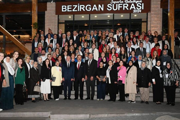 Kadın Muhtarlardan Isparta’ya Tam Not: “Paris Bile Bu Kadar Güzel Değil!”