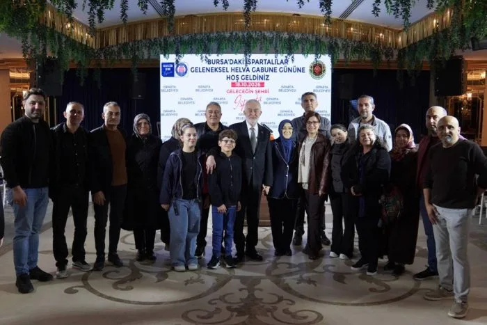 Bursa’daki Ispartalılardan Başkan Başdeğirmen’e Övgü